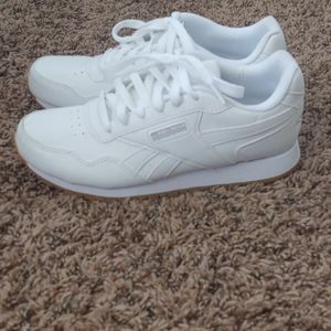 New Reebok tennis shoes